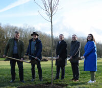 500 Bäume für das Saarland: vlexx pflanzt symbolischen Baum im Wagwiesental Neunkirchen 500 Bäume für das Saarland: vlexx pflanzt symbolischen Baum im Wagwiesental Neunkirchen
