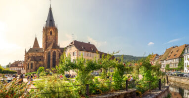 Wissembourg shutterstock 599130800 170412 091316 Saisonstart: Mit vlexx ins Elsass!