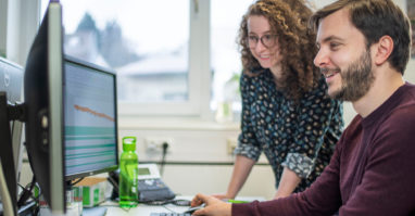 Felix und Katrin Buero Werkstudent:in Fahrzeugtechnik