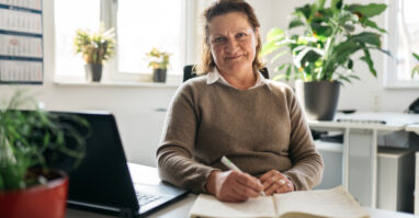 Heike hat den Ueberblick Manager:in Employer Branding / Employee Experience in Teilzeit