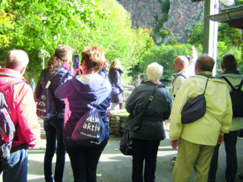 75 Genusswanderer beim vlexx aktiv Wandertag